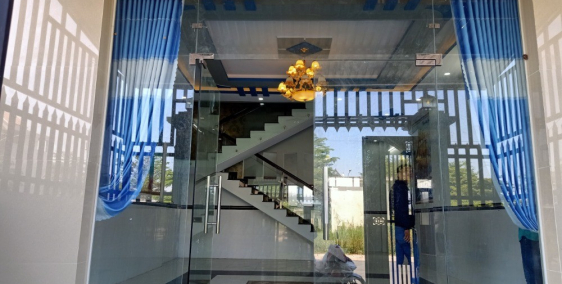 Nhà hẻm xe hơi 6m ngay chợ Cây Da Xà. - 1 trệt 1 lầu. 4 phòng ngủ,3 toilet. -