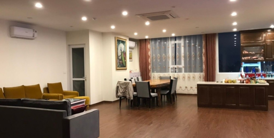 Bán căn hộ 206m2, 4 phòng ngủ tại Hạ Đình Tower, nội thất xịn, ở sung sướng