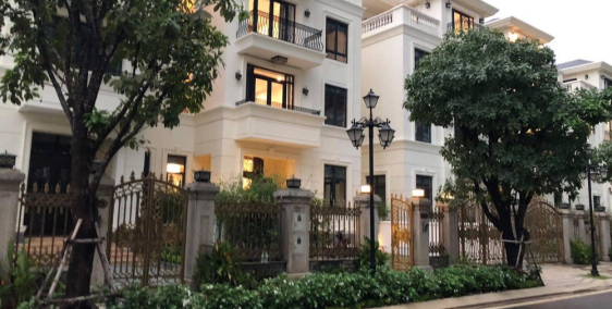 Bán căn góc Biệt Thự Victoria Ba Son Q1 căn góc trực diện sông 437m2