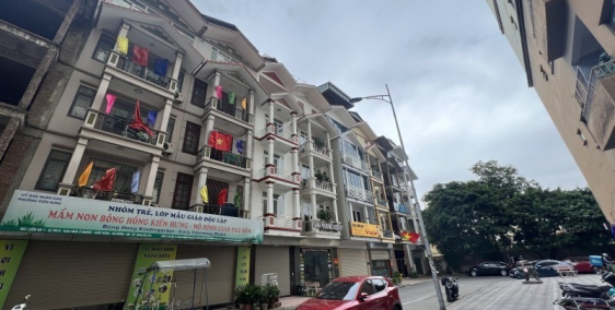 BÁN NHÀ CẦU BƯƠU, P/LÔ Ô TÔ VIẢ HÈ, KINH DOANH ĐỈNH, 60Mx5T Giá 7.9 tỷ