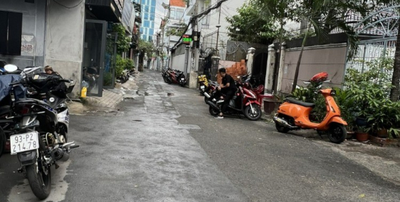 Bán nhà HXH quay đầu Cách Mạng Tháng Tám P15 Q10 nhà 2 tầng có sẵn nguồn thuê