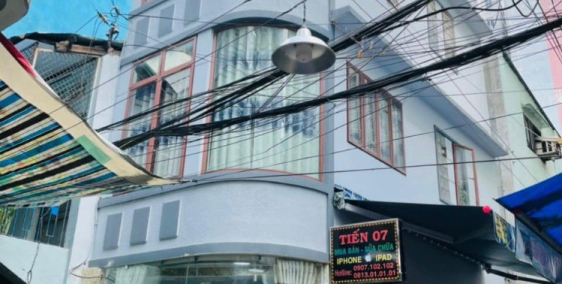 BÁN NHÀ 4 tầng, BTCT, nhà đẹp ở ngay, 3pn, 3wc, NGUYỄN BIỂU, Q5, giá 5.5 tỷ.