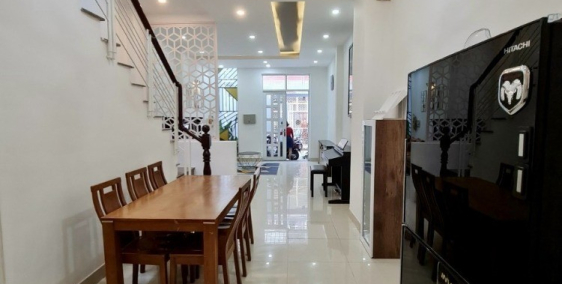 HXH Kênh Tân Hóa, 68,5 m2, 2 tầng, 3PN, giá cực rẻ chỉ 6,29 tỷ TL.