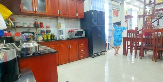 Mặt tiền đường Trường Chinh 800m2 ngang 16 chỉ nhĩnh 170 tr/mm