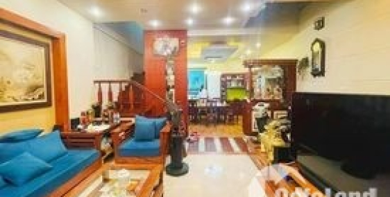 Nhà đẹp, mặt phố oto tránh hiếm có, Ngã Tư Sở, 45m chỉ 7,7 tỷ