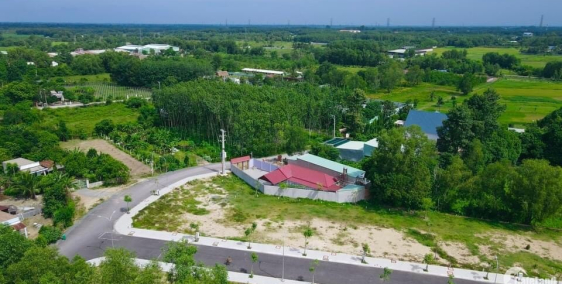 Bán đất Mt Nguyễn Văn Khạ chỉ 19tr/m2, SHR công chứng ngay, CK 8 chỉ vàng