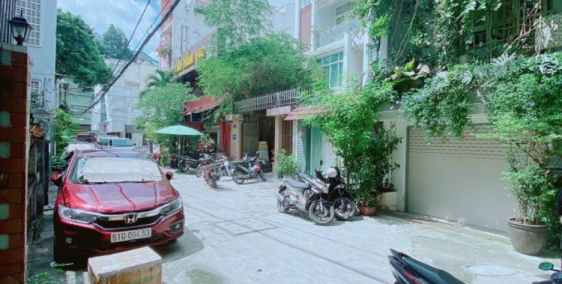 Bán nhà 1 trệt 2 lầu đường Trần Huy Liệu P15 Phú Nhuận DT 74m2 giá 6,8 tỷ chính