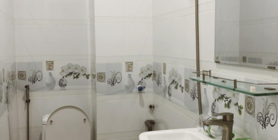 HẺM 8M, QUẬN 4, 62M2, 5 TẦNG, THUÊ 40 TRIỆU,  9 TỶ