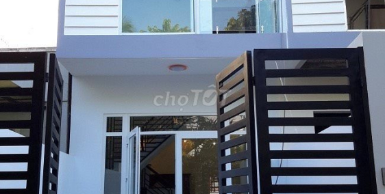 Biệt thự 3 mặt tiền, view hồ lớn