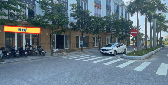 chính chủ e bán nhà phố 2 mặt tiền căn Hoa Châu liền kề 12