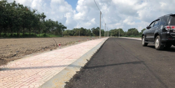 350m2 giá 800 triệu, đất thổ cư sát KCN, dân đông, sổ hồng cc ngay