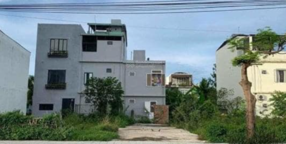 Cần tiền cho con du học, bán gấp lô đất 180m2 chỉ 585Tr sát góc ngã tư