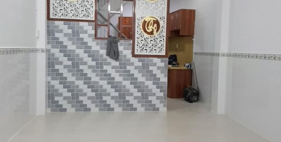 Bán Gấp nhà 50m2 đường Lý Thái Tổ, Quận 10. Giá chỉ 6,1 tỷ. LH 0902242997