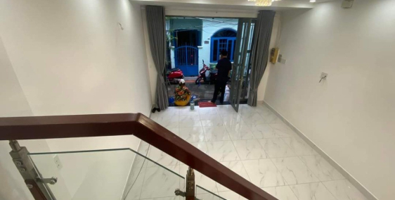 NHÀ ĐẸP, Giáp Đường lớn Bùi Hữu Nghĩa P.2 Q.Bình Thạnh, 47m2,  nở hậu 9m.