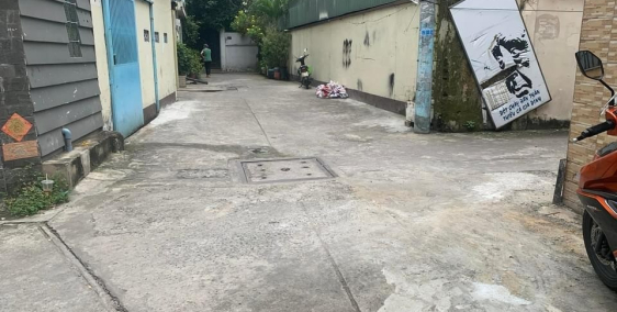 Bán Nhà Ngon 25M2 Hẻm 1 xẹt đường Lê Thị Bạch Cát Q11 hẻm XH gần