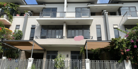 Bán cặp 2 căn shophouse mặt tiền 30m, DT 5.5x17.6/ căn, Giá 12ty/ căn