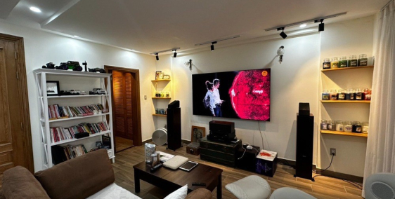 Cần bán nhà đẹp MT đường Kinh Doanh P. Thảo Điền, DT: 7x20m, 3 tầng giá 39 tỷ