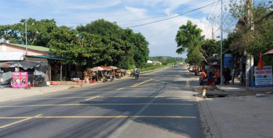 Tôi cần tiền trả ngân hàng, bán gấp lô mặt tiền Hùng Vương, rẻ hơn thị trường 10