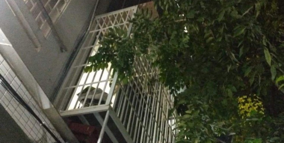 Nhà Lê Văn Duyệt, 24m2, ngang 3.2m, 5 tầng BTCT giá chỉ 5,6 tỷ, hẻm 4m