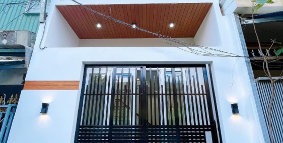 Nhà lầu mới hoàn thiện hẻm 83 Hoàng Văn Thụ