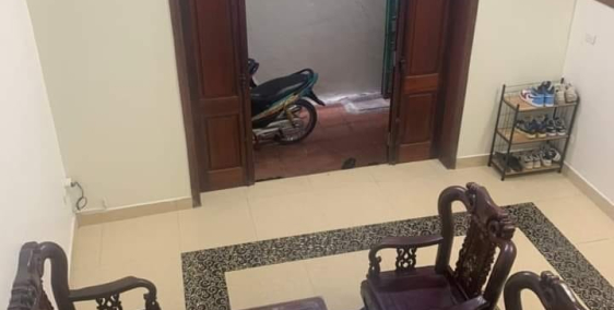 Bán gấp nhà Đê La Thành, Giảng Võ, Ba Đình, diện tích rộng, giá chỉ 6.89 tỉ