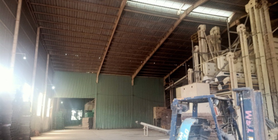 Bán nhà máy xay lúa 6431m2 có 2 mặt tiền đường Nguyễn Văn Cương và sông