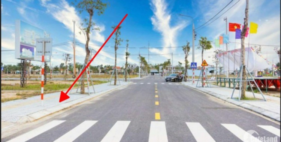 Gấp!Cần Bán Ngay Cặp Hướng Đông Block47 Megacity Kon Tum Sát Thị Trấn Giá 520 Tr