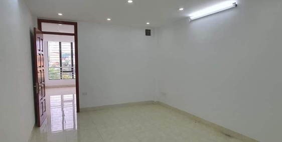 Mặt phố Khương Đình. 59m2 x 7T. MT 4m. Đỉnh cao nhà mặt phố. Giá 18 tỷ.