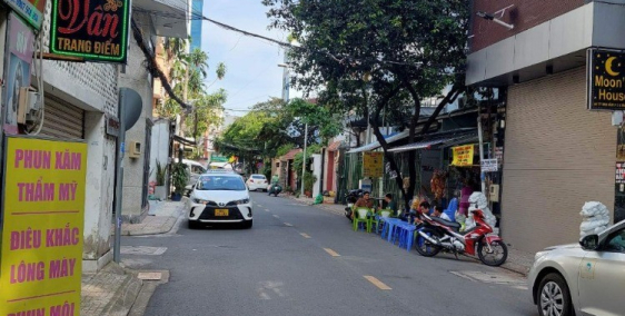 Bán Nhà NGANG 8m CHDV 54 Phòng 7 Tầng THANG MÁY Doanh Thu 240 tr/th gần SÂN BAY