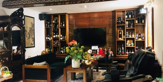 Mặt phố cổ Hàng Buồm sầm uất gần phố Hàng Đường 100m2 chỉ 42.68 tỷ. 0989.62.6116