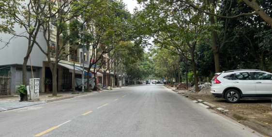 Bán đất MP Hồng Châu, ph Lê Thanh Nghị, TP HD, 68.4m2, mt 4.5m, đường 20.5m, vie