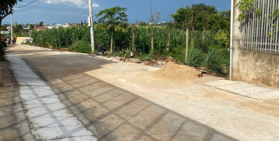 Bán đất lô 2 mặt tiền giá rẻ ngay tại Nguyễn Siêu Pleiku Gia Lai