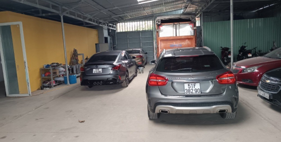 Cần sang Graga chăm sóc xe hơi Tân Hưng Thuận Quận 12 HCMC