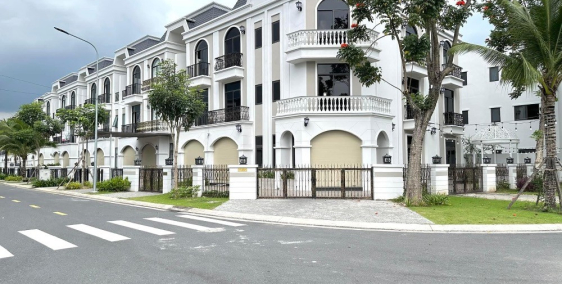 Nhà phố đối diện TTTM Aeon chỉ từ 2 tỷ