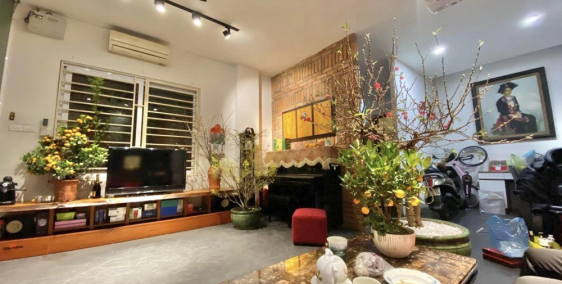 Bán nhà Trương Định, 37m2 ,Nhà đẹp quá không dám ở nữa, 3tỷ500