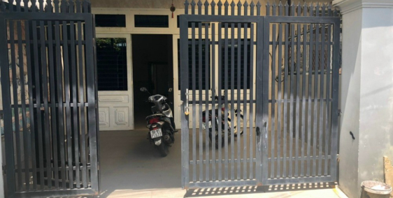 Cho thuê nhà Nguyên Căn Có Sân Xe Hơi, Gần Cơ Sở 5 Lạc Hồng