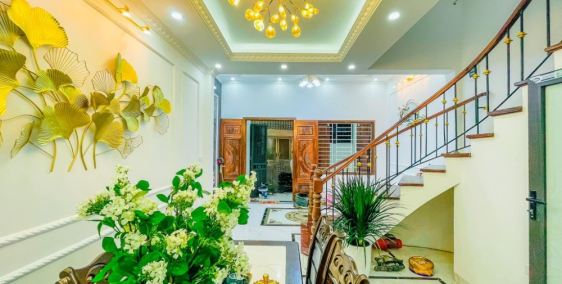 Bán nhà đẹp phố Phan Kế Bính lô góc 50m2 5tầng mặt tiền 4.5m giá 7.65 tỷ.