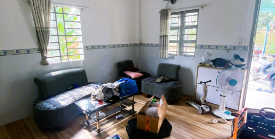 Cho thuê nhà NGUYÊN CĂN 7X12 CÓ NỘI THẤT CÓ SÂN ĐỂ XE HƠI đường số 8 Linh Xuân