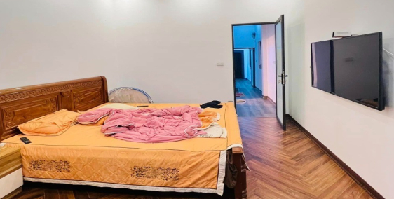 Bán nhà Khuất Duy Tiến phân lô, gần phố, tiện ích trung tâm, 37m, 3PN, hơn 3 tỷ