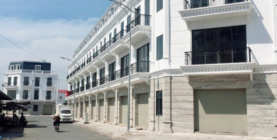 Nhà phố mặt tiền chợ Thị TRấn Thới Lai TP Cần Thơ