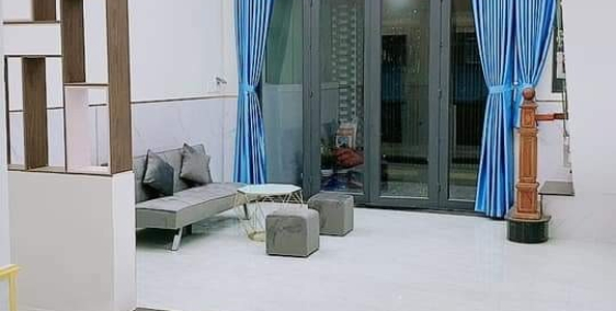 Nhà mới Xây Kiên Cố Thiết Kế Gác Lửng Hiện Đại, Gần trường Tiểu Học Trảng Dài