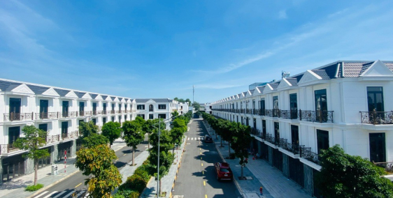 Nhà mới xây 163m2 đường Đông Tác - Tp Dĩ An