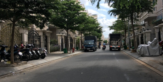 Bán GẤP nhà Lê Văn Mầm, Dĩ An, Bình Dương, 4x20m, 1 trệt, 2 lầu, ST, 3.75 tỷ