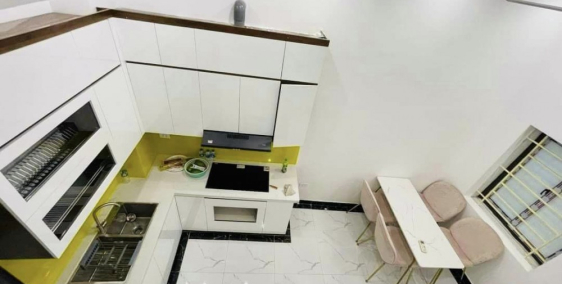 Bán nhà mới 30mx4 tầng, mt 6,4m, nhà mới, ngõ nông, sát ô tô ở Láng, Đống Đa