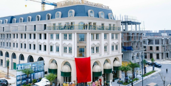 GIỎ HÀNG "BOUTIQUE HOTEL" TỐT NHẤT NĂM ĐÂY RỒI  - REGAL LEGEND - NHANH TAY