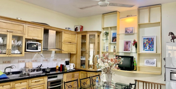 Bán nhà đường Nước Phần Lan, Tây Hồ, gara, 2 mặt thoáng, ô tô tránh, 58m, 12,5