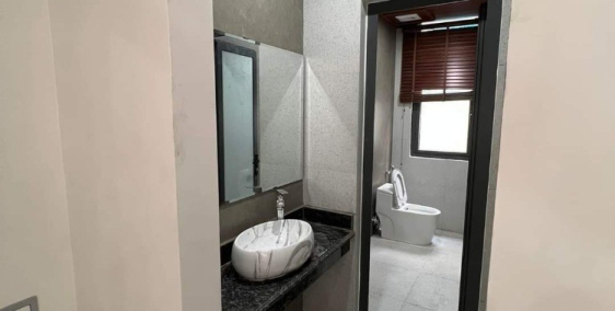 Bán gấp liền kề 120m2 đã hoàn thiện nội thất chỉ việc vào ở tại Vinhomes