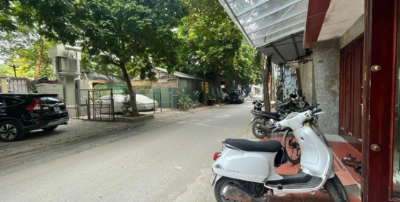 Cần bán gấp mảnh đất Phùng Khoang 200m2 14tỷ Lh 0335270120