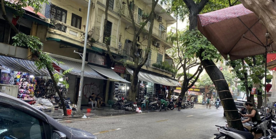 Bán nhà mặt phố Hàng Dầu, Hoàn Kiếm, vài bước chân ra bờ hồ, 132m, chỉ 109 tỷ