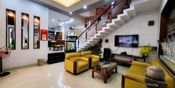 Cho thuê biệt thự, mặt bằng kinh doanh 500m2 5PN mặt tiền dường số Trường Thọ